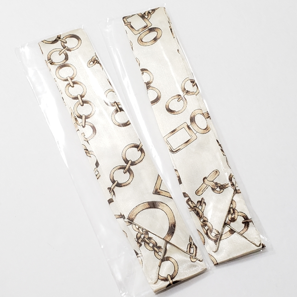 ⤵️⤵️2pc Cove Interlock Design Satin Scarves